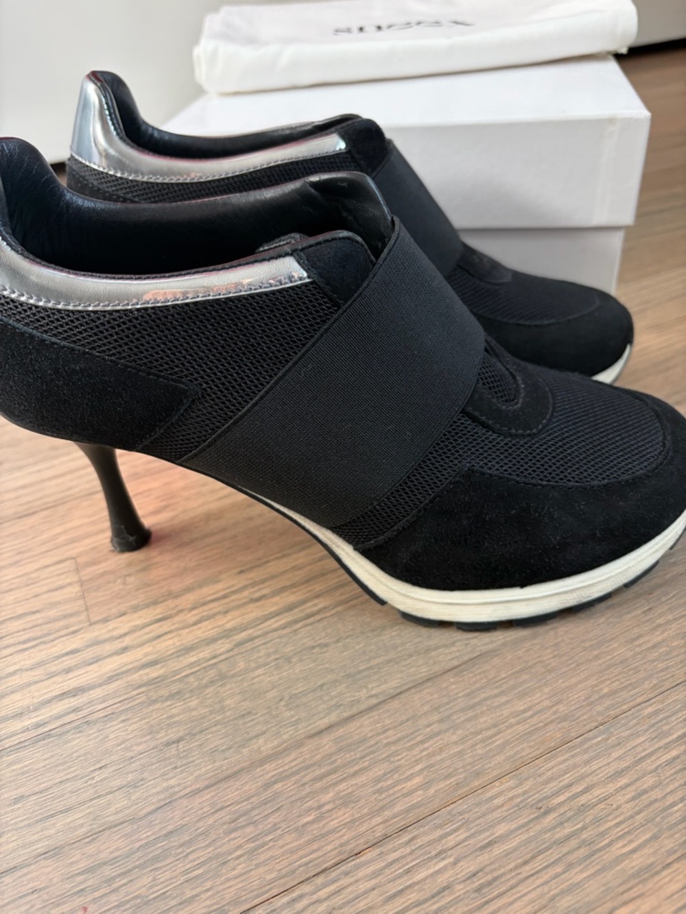 Sneex The Icon - Black Upper with White and Pewter - Size 8 - EUC - Picture 4 of 16